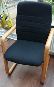 Cantilever Guest Chairs - Picture 1 of 3
