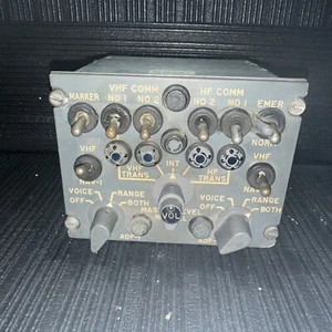 💥VHF/ HF / ADF CONTROL PANEL PN: 00-36-038-1 MODEL G877💥 - Foto 1 di 4