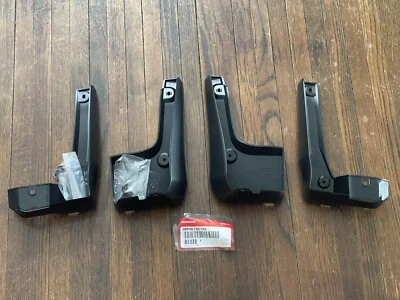 2022-25 NEW GENUINE HONDA CIVIC 4 DOOR SEDAN SPLASH MUD GUARDS 08P00-T20-100 OEM - Image 1 of 4