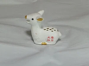 Muñeca de arcilla de ciervo amuleto de cerámica / Gran Santuario Kasuga en Nara Japón - Imagen 1 de 15