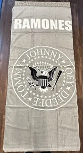 RARE THE RAMONES BEACH TOWEL - NEW - Picture 1 of 4