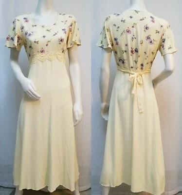 Vestido Milkmaid Vintage Anos 90 Outro Tomilho Amarelo Floral Crinkle - Tamanho M - Imagem 1 de 4
