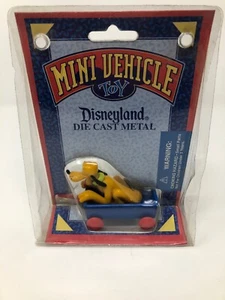 Disneyland Mini Vehicle Toy Pluto in Wagon Disney Park Die Cast Metal A20M - Picture 1 of 5