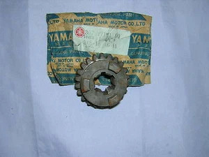 Yamaha AS3/ TA125 1975 4th Gear. 22T. Genuine Yamaha. New a15 - Picture 1 of 1