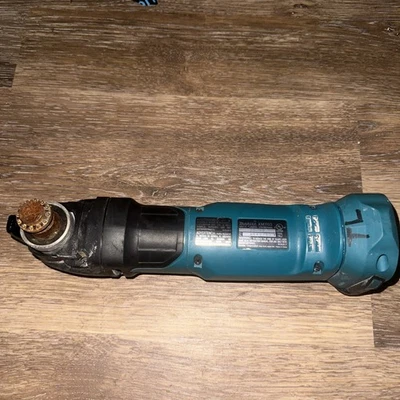 Makita XMT03 18V LXT Oscillating Multi-Tool (Tool Only) - Image 1 of 4