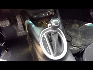 2016 16 KIA SOUL AT Automatic Transmission Shift Shifter Gear Assembly - Picture 1 of 12