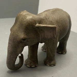 Schleich weiblicher asiatischer Elefant Safari Figur 2011 - Bild 1 von 13