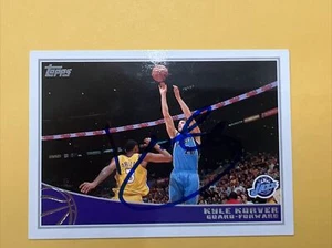 KYLE KORVER UTAH JAZZ SIGNED AUTOGRAPHED 2009 TOPPS NBA BASKETBALL CARD A - Bild 1 von 2