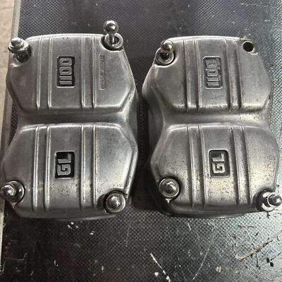 81 Honda Goldwing GL1100I GL 1100 1981 cubierta de válvula de motor Foto 1 de 4