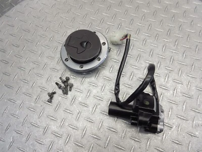 Juego de bloqueo de interruptor de encendido Kawasaki Ninja ZX9 ZX900 1996 94-97 tapa de gas combustible sin llave Foto 1 de 4