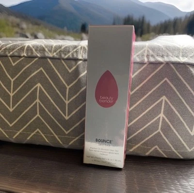 Beautyblender Bounce 12-Hour Always on Radiant Skin Tint Buildable 30 ml -Deep 4 - Image 1 of 4