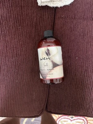 WEN Fall Fresh Apple" Cleansing Conditioner 16 oz - Image 1 of 2