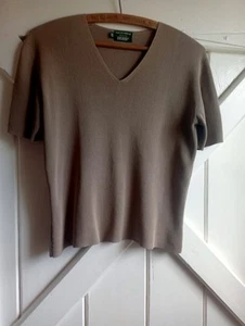 HOBBS MARILYN ANSELM SIZE 14 COTTON VINTAGE V NECK TOP, Good used condition - Picture 1 of 8