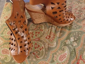 Franco Sarto 8.5 39.5 Tostado Marrón Claro Sandalias de Cuña Tacones Zapatos - Imagen 1 de 4