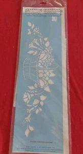 CESTO DA GIARDINO TRADIZIONALE AMERICANO BLU LASER MYLAR VERNICE STENCIL NUOVO BL579 - Foto 1 di 6