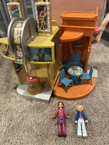 Fisher Price Sweet Streets Movie Theatre And Diner. Incomplete - Picture 1 of 4