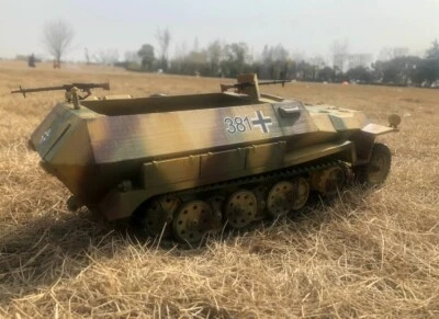1/16 3d printed RC tank German Sd.KFZ.251/1 C - Image 1 of 4