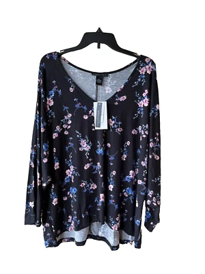 Top túnica tejido cuello en V Joan Vass para mujer talla 1X negro floral manga larga $58 Foto 1 de 4