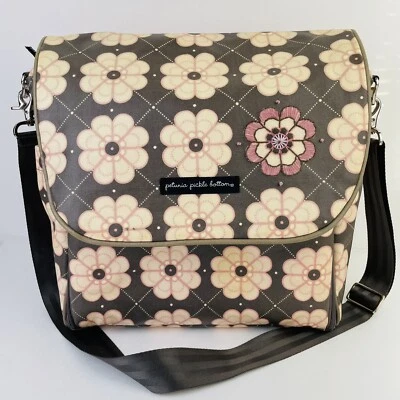 Petunia Pickle Bottom Brown Beige Crossbody Backpack Diaper Bag BBGL-00-145 READ - Изображение 1 из 4