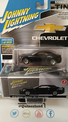 Johnny  Lightning Storage Tin 2012 Chevrolet Camaro ZL1 Convertible  (NG02) - Photo 1/2