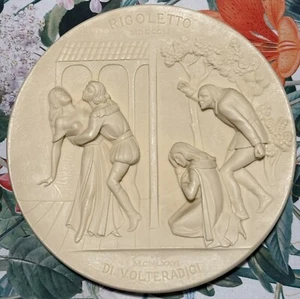 Rigoletto La Scala Grand Opera Series Alabaster Plate Carved Artist Gino Ruggeri - Picture 1 of 7