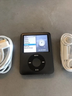 Apple iPod Nano 3rd Generation Gray (8 GB) New Battery - Image 1 of 4