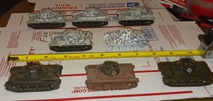 (F-20) 8 Roco WWII German Panzer IV Tanks. Painted. 1:87. Sold As Is. - Picture 1 of 4