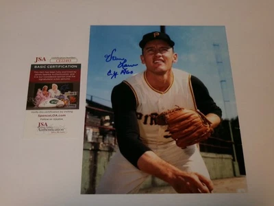 Foto 8x10 firmada por Vern Law Piratas de Pittsburgh con certificado CY 1960 JSA Foto 1 de 3