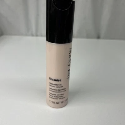 Mary Kay Timewise Night комплекс для восстановления и восстановления нормальной и сухой кожи 1,7 унц - Изображение 1 из 4