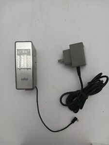 Braun F100 Flash and 200 Recharger 120/240v "tested" working Read Description 