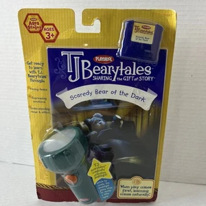 Neu TJ Bearytales Scaredy Bear Of The Dark Buch mit Taschenlampe - Bild 1 von 2