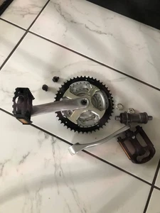 Juego de bielas triple juego de platos y bielas para bicicleta - 170 mm 48/38/28 dientes y soporte inferior - Imagen 1 de 5