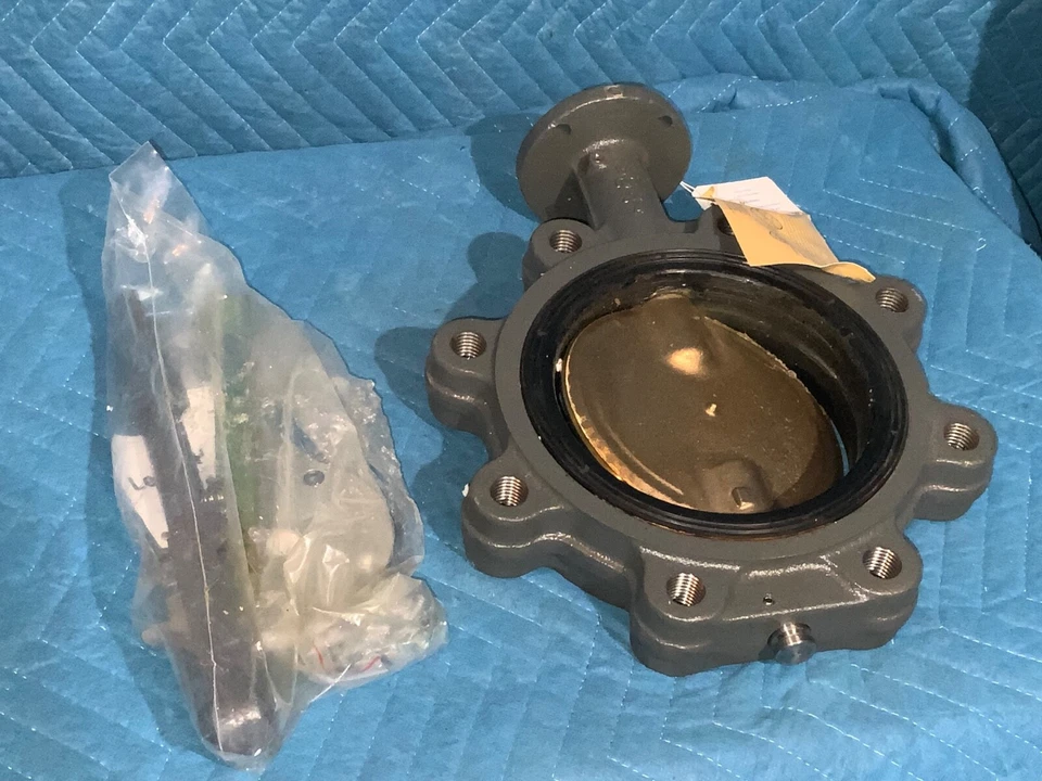 Milwaukee Valve UPML233E5 5" Ductile Iron Butterfly Valve Lug