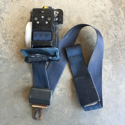 90 91 92 93 1990 GEO STORM PASAJERO DERECHO CINTURÓN SEGURIDAD DELANTERO AZUL Foto 1 de 3