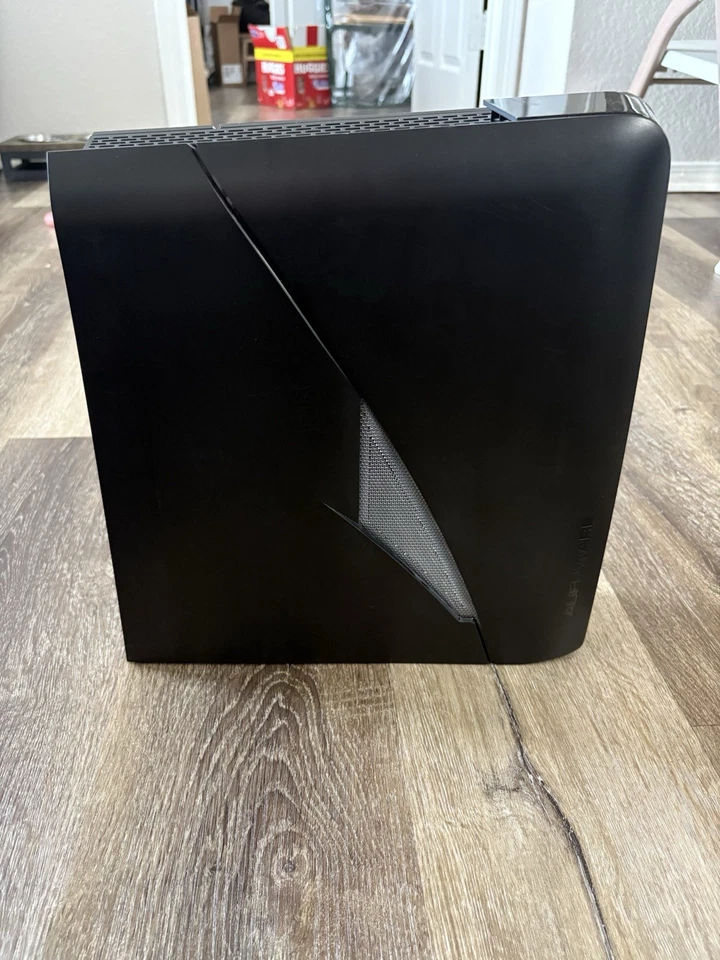 Alienware X51 R3 Gaming Intel I7, SIN RAM, SIN CABLE DE ALIMENTACIÓN, HDD no instalado Foto 1 de 4