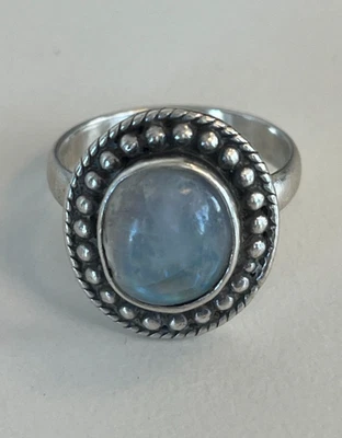 Anillo de piedra lunar vintage de plata esterlina con cuentas halo azul trenzado torcido talla 7,5 Foto 1 de 4