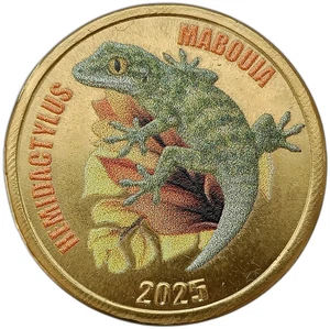 CHILOE ISLAND - CHILE 2 POUNDS 2025 MABOUYA GECKO  LIZARD  COLORED 29mm UNC - Picture 1 of 2