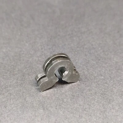 Structo Ertl Axle Retainer Clip Original Parts Semi Black - Image 1 of 4