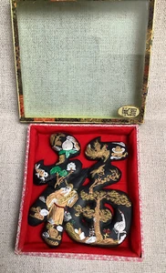 Figura de cerámica de vidrio original caja superior de vidrio pintada a mano bendiciones - Imagen 1 de 8