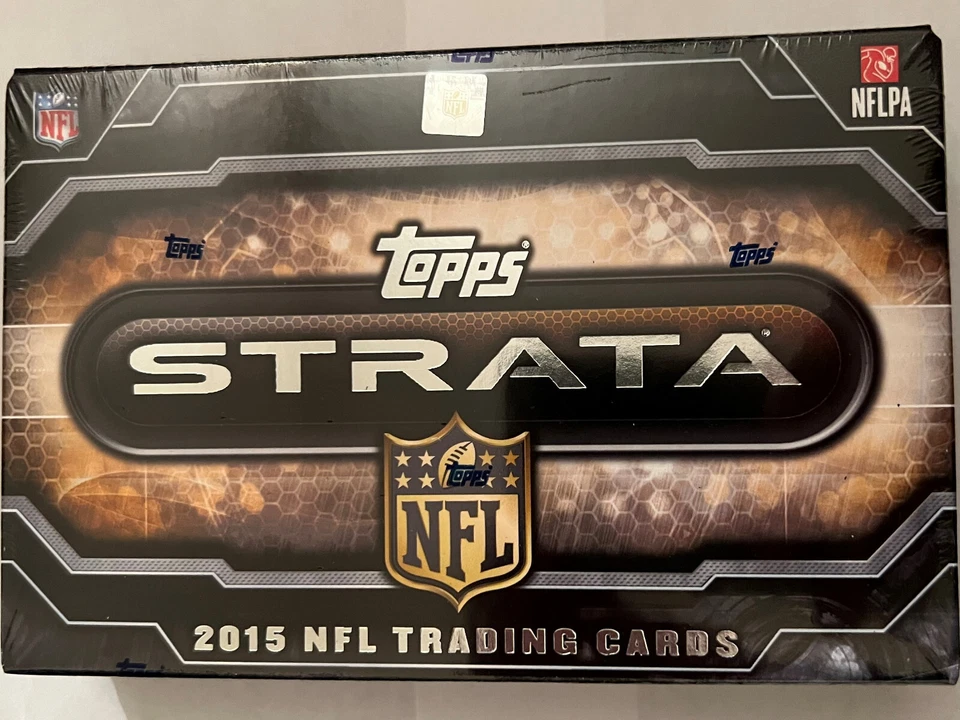 2015 Topps Strata Football Box - Hobby - Image 1 of 1