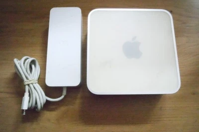 Apple Mac Mini G4 1.42Ghz 1Gb Ram M9687LL A1103 EMC 2026 Jan 2005 - Image 1 of 4