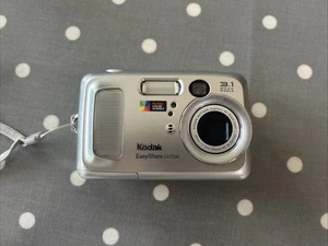 Kodak EasyShare CX7330 Digital Camera Silver, Untested - Picture 1 of 11