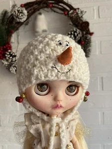 Snowman Hat Blythe Doll, Crochet Blythe Hat, Christmas Clothes Outfit Blythe - Picture 1 of 11