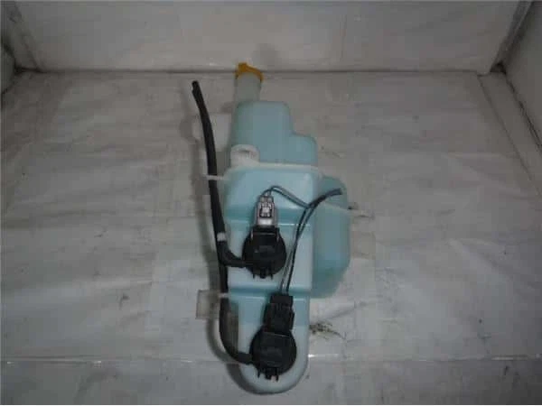 MAZDA MPV 2007 DBA-LY3P Windshield Washer Tank [Used] [PA05006839] - Image 1 of 1