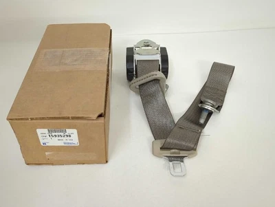 Новый оригинальный производитель подлинный натяжитель ремня безопасности GM 2-й ряд левая сторона 2006-2007 Saturn Vue 15935298 - Изображение 1 из 4