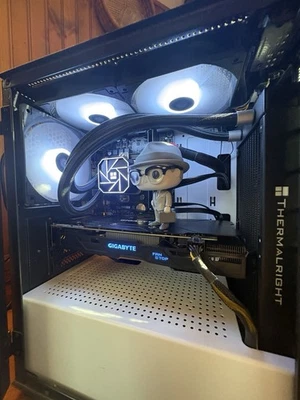 computer gaming fisso - Immagine 1 di 3