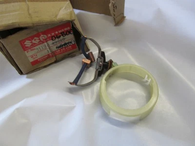 NOS Genuine Suzuki gr650 tempter gs1100gl  gs850gl 82-83 nos starter motor brush - Image 1 of 2
