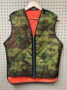 Vtg Woodland Camouflage Orange Hunting Safety quilted Reversible Zip VEST Small - Picture 1 of 6