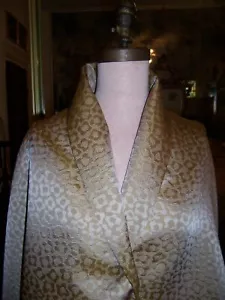 TESSUTO MATERASSO 4YD ORO MORBIDO INCANDESCENTE ITALIAN COUTURE TESSUTO STILIZZATO FIORI SU PIQUE - Foto 1 di 8