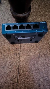 TP-Link LS100 LiteWave Desktop Gigabit Switch - Blau (LS105G) - Bild 1 von 8